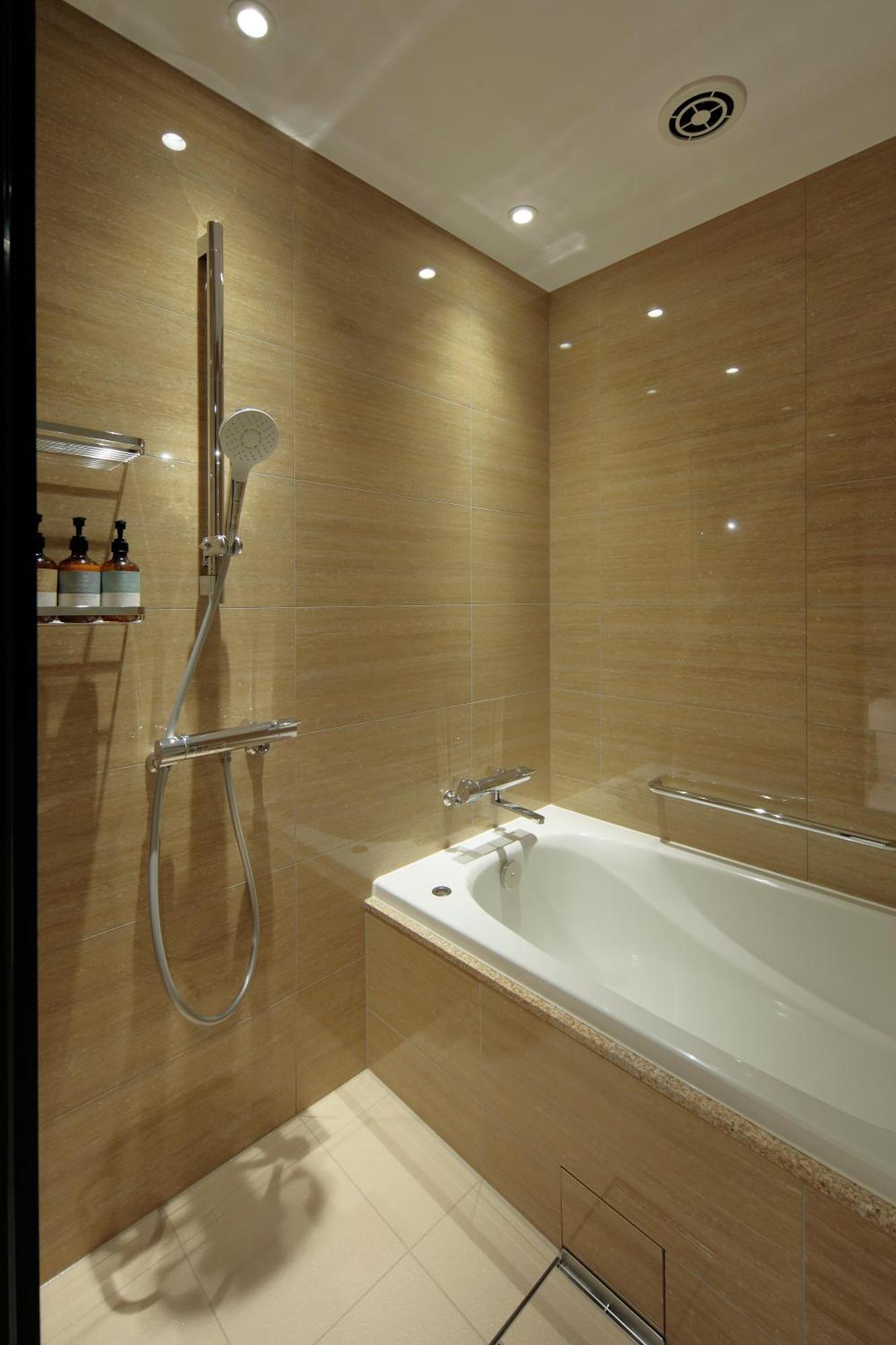 Candeo Shinsaibashi 4* 大阪市